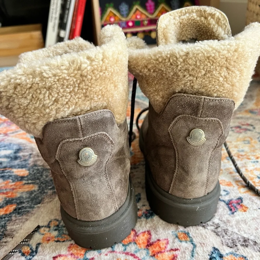 Moncler shearling and suede boots - Picture 3 of 5